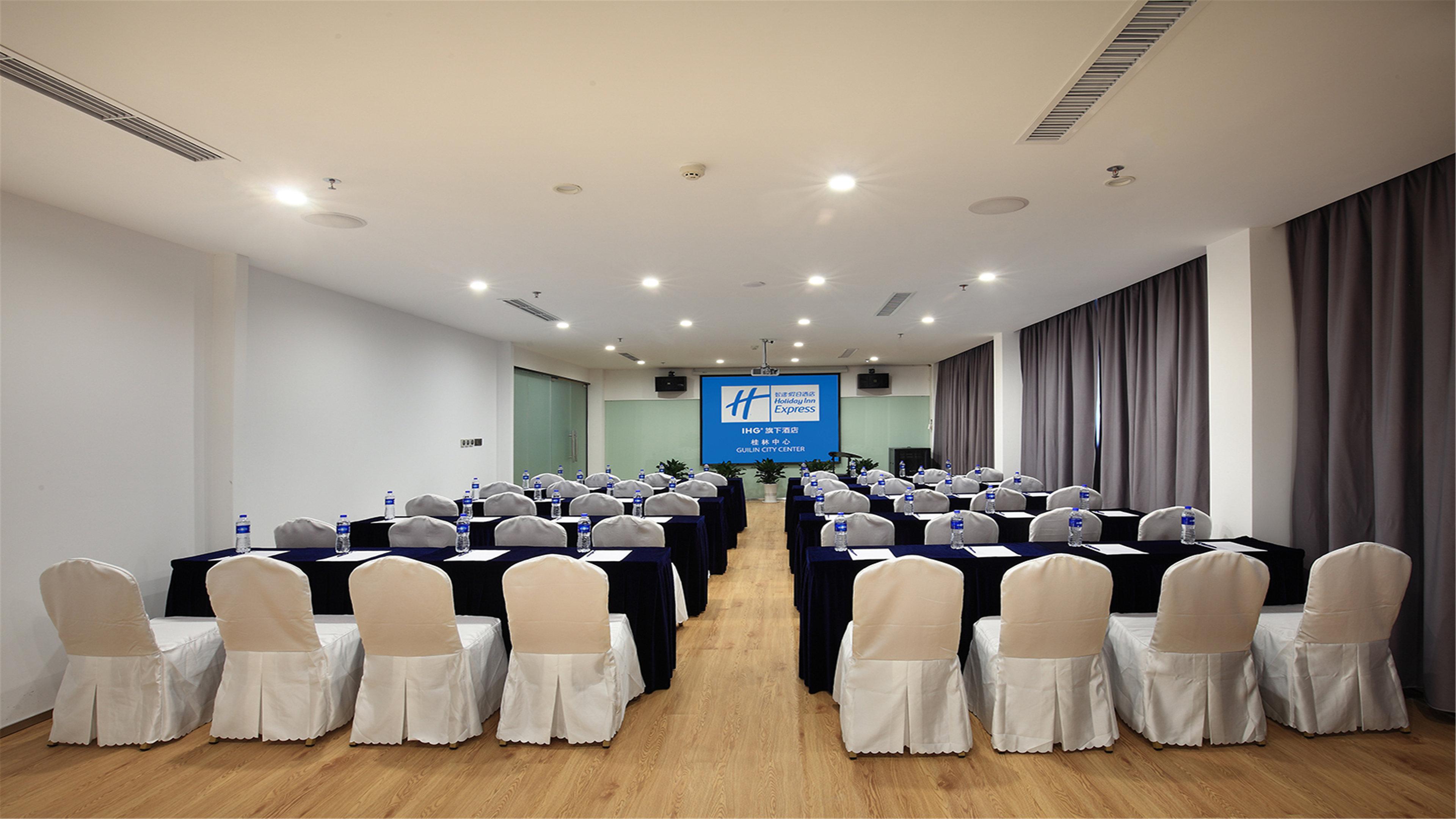 Holiday Inn Express Guilin City Center By Ihg Exteriér fotografie